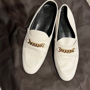 Tom Ford White Leather Loafers with Gold Chain